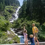 Hochalmbahnen 1-01, Alpenglocke, Nahe Gondel, Hunde Willkommen *